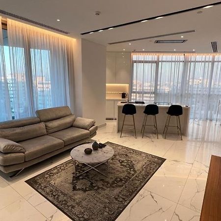 360 Nicosia - 1 Bedroom Luxurious Residence Extérieur photo