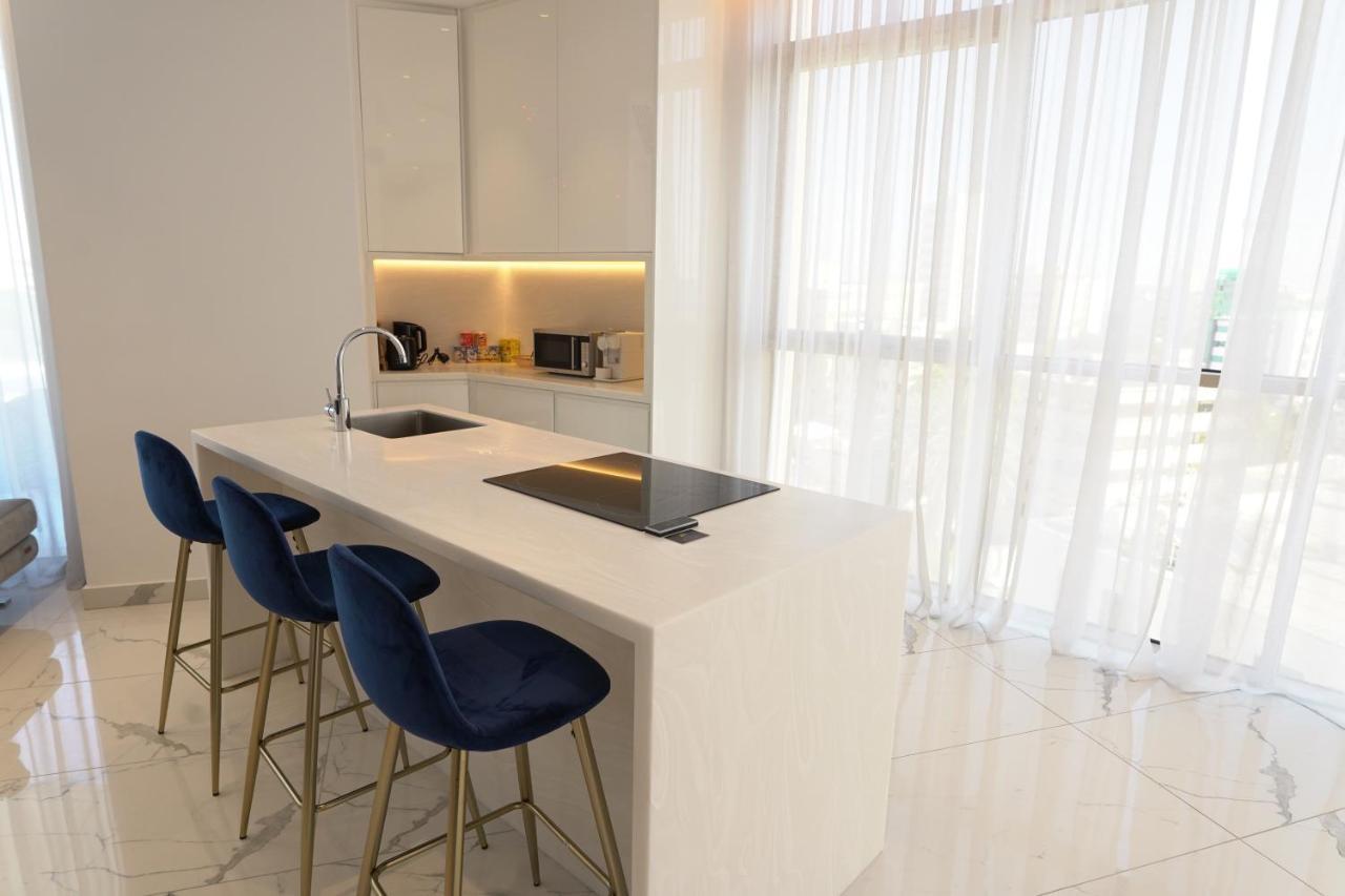 360 Nicosia - 1 Bedroom Luxurious Residence Extérieur photo